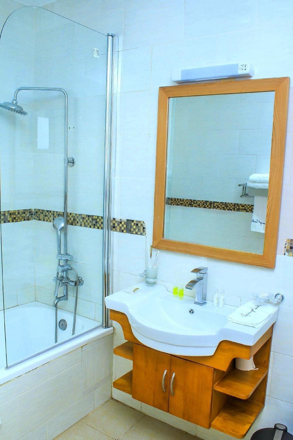 Rosemary Courts Bed And Breakfast Entebbe Exterior foto